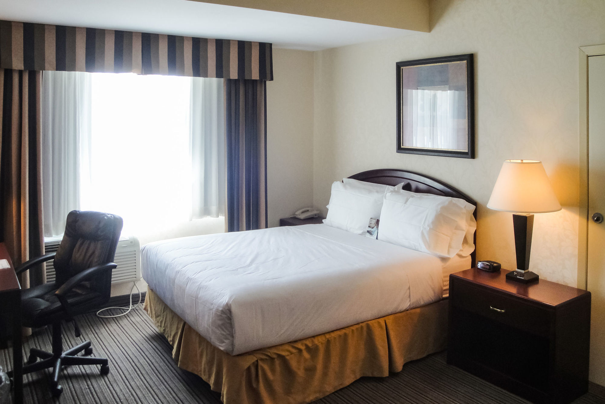 Comfort Inn & Suites Collingwood Δωμάτιο φωτογραφία